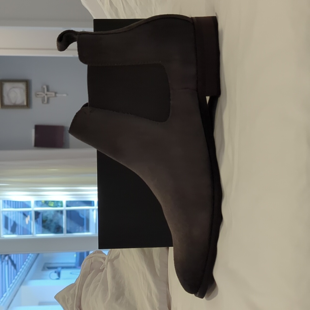Blake McKay men's chelsea boot
